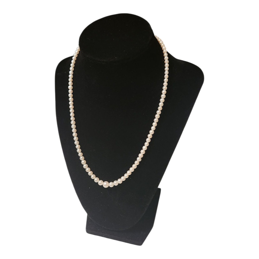 Freshwater Pearl Necklace 14k Gold Clasp 19 Inches